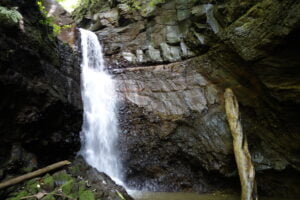 Cascade commune de Afaahiti 14